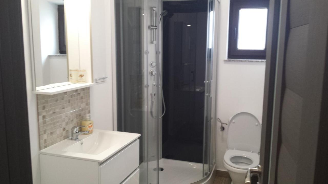 Apartament Mario Rădăuţi Buitenkant foto