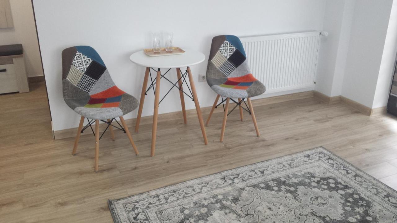 Apartament Mario Rădăuţi Buitenkant foto